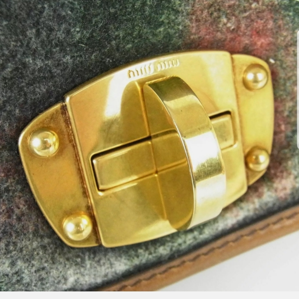 MIU MIU Beautiful Crossbody Fuzzy Leather Purse Gold Hardware Italy - Picture 4 of 11